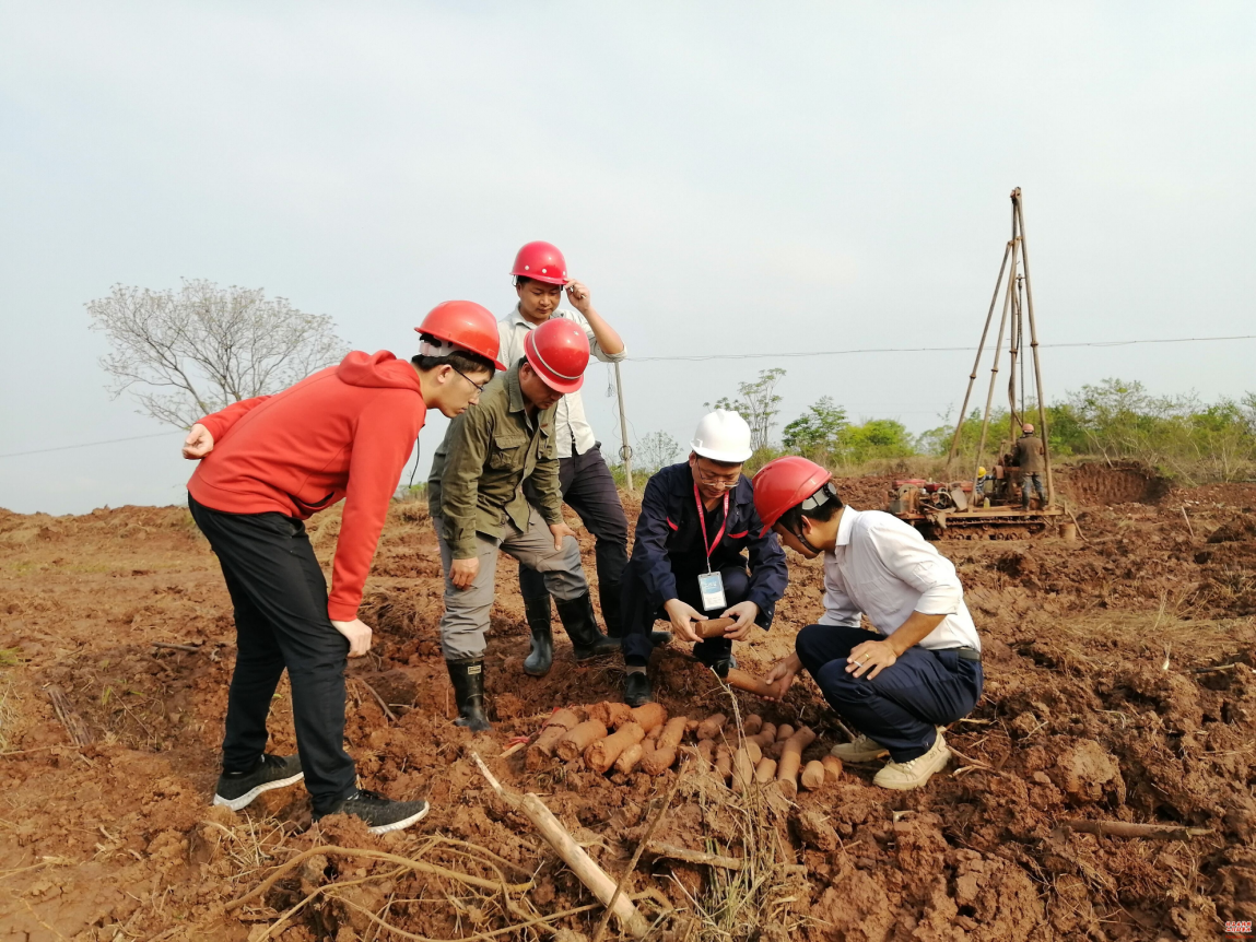 九江市瑞昌市棚户区改造安置房黄湾学府项目岩土工程勘察施工现场